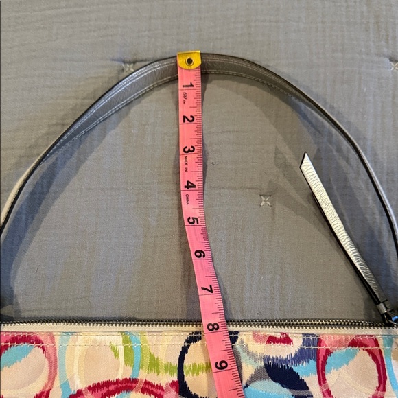 Coach Colorful Circle Pattern Shoulder Bag - Picture 16 of 16
